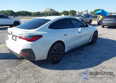 2022 BMW 430I Gran Coupe z USA, uszkodzony, nr VIN WBA63AV07NFM36846